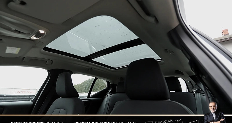 Volvo XC 40 cena 135900 przebieg: 57981, rok produkcji 2021 z Ryn małe 596